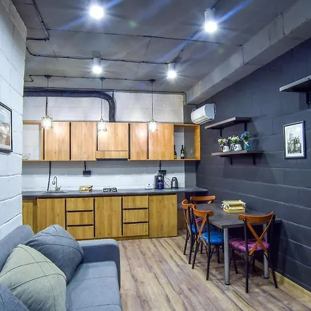 Liliana'S Apartments Koutaïssi Extérieur photo