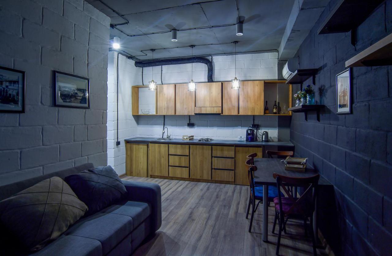 Liliana's Apartment *